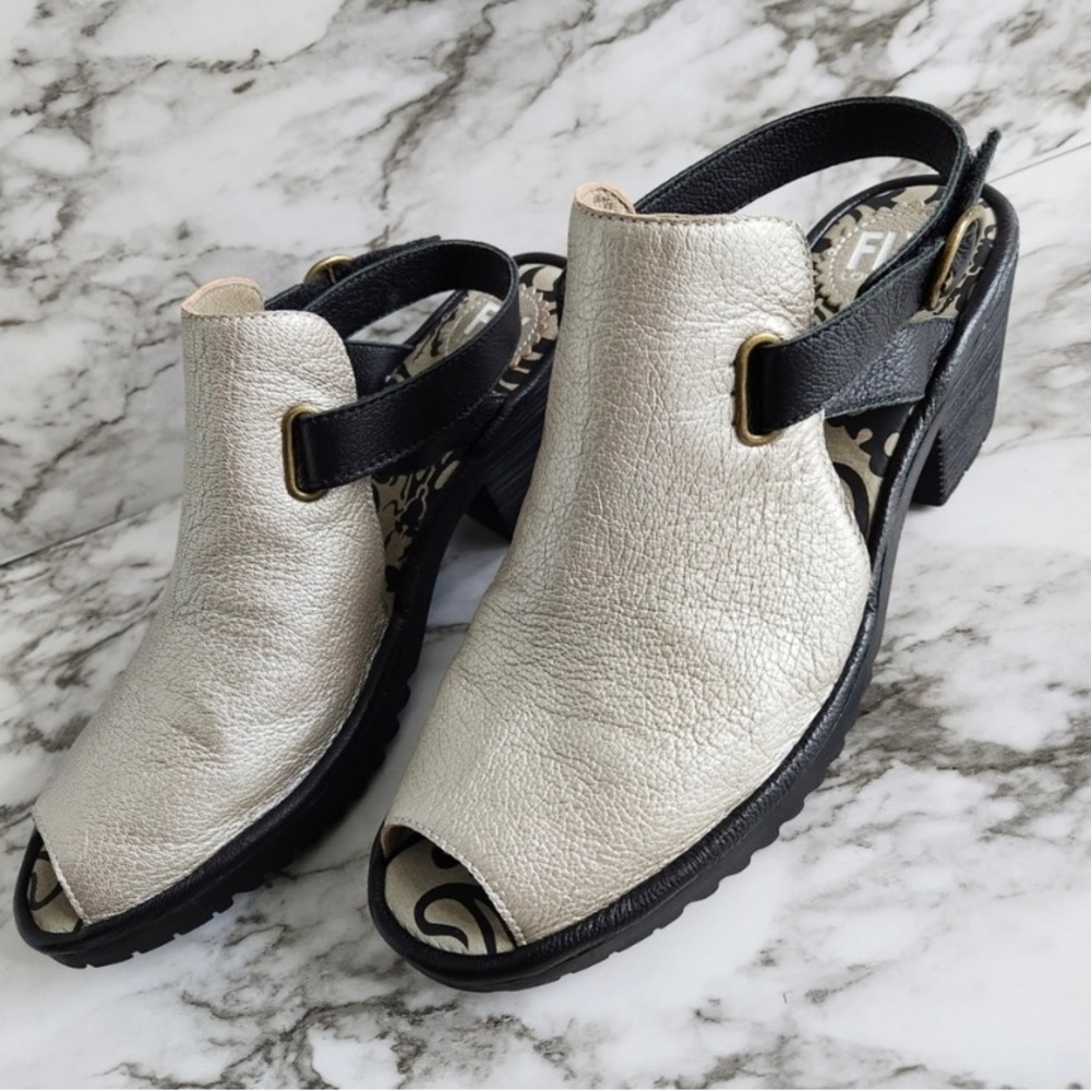 Fly London TrueSz. 9-EU 40 Wena Metallic Leather Slingback Sandals With Peep Toe